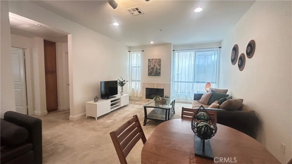 6938 Laurel Canyon #108 photo 30