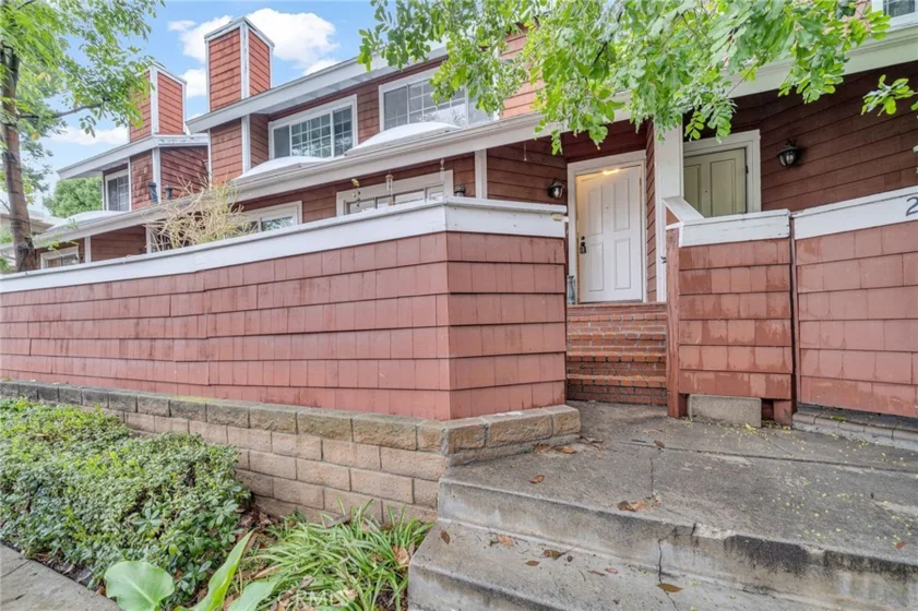 19431 Sherman Way #24 photo 1