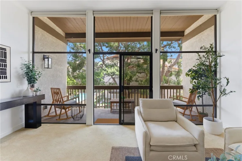 8208 N Marina Pacifica photo 12