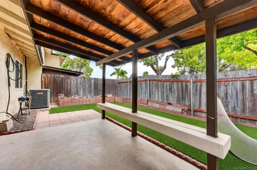 9941 Woodpark photo 22
