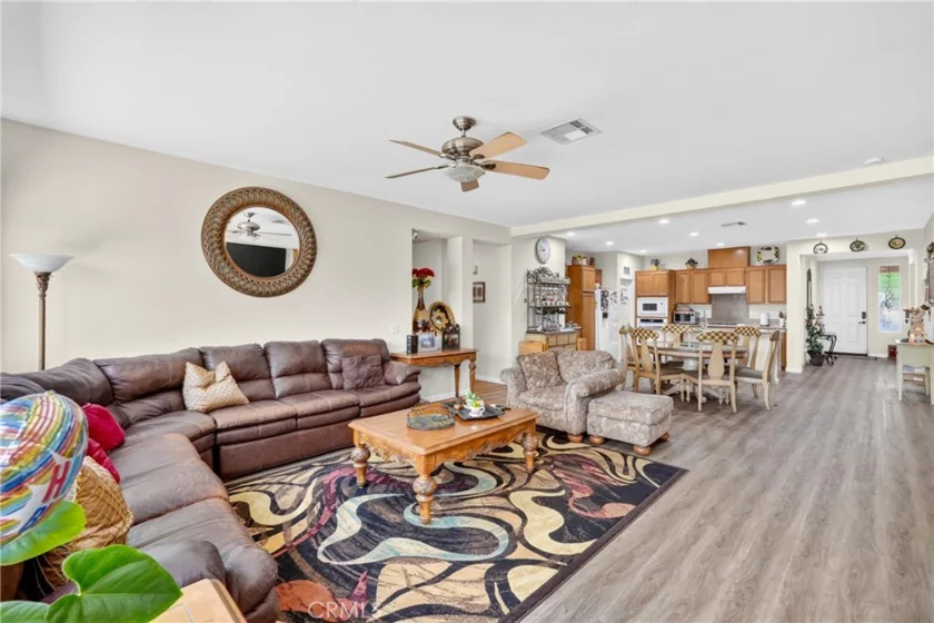 28209 Basswood photo 14