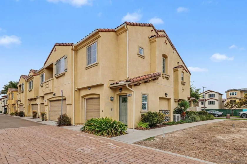 1450 Santa Diana Road #1 photo 1