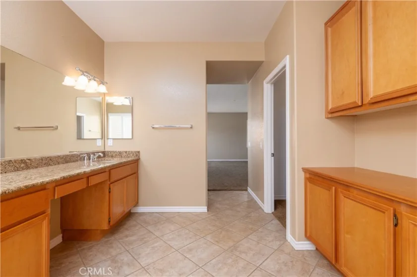 46223 Drymen Avenue photo 36