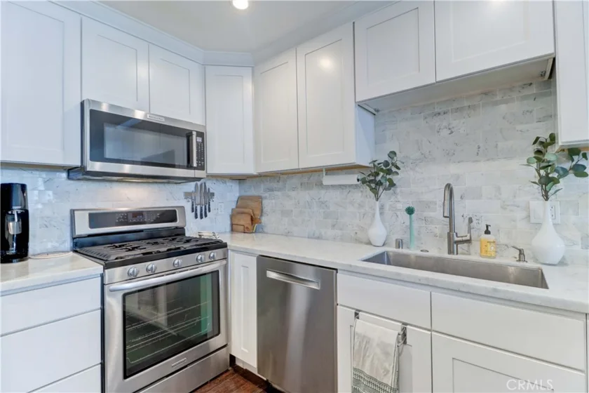 1048 Cabrillo Park Drive #A photo 2