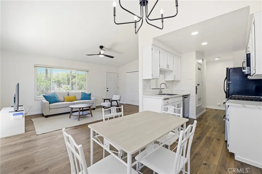 3672 Harbor View Way photo 9