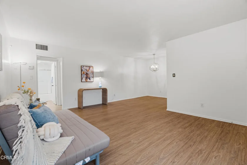 1015 N Michillinda Avenue #304 photo 9