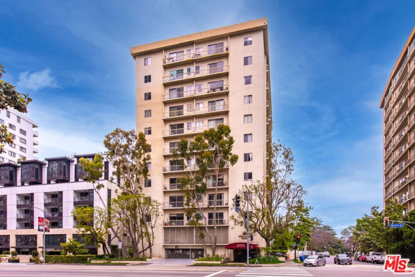 10751 Wilshire Boulevard #803 photo 1