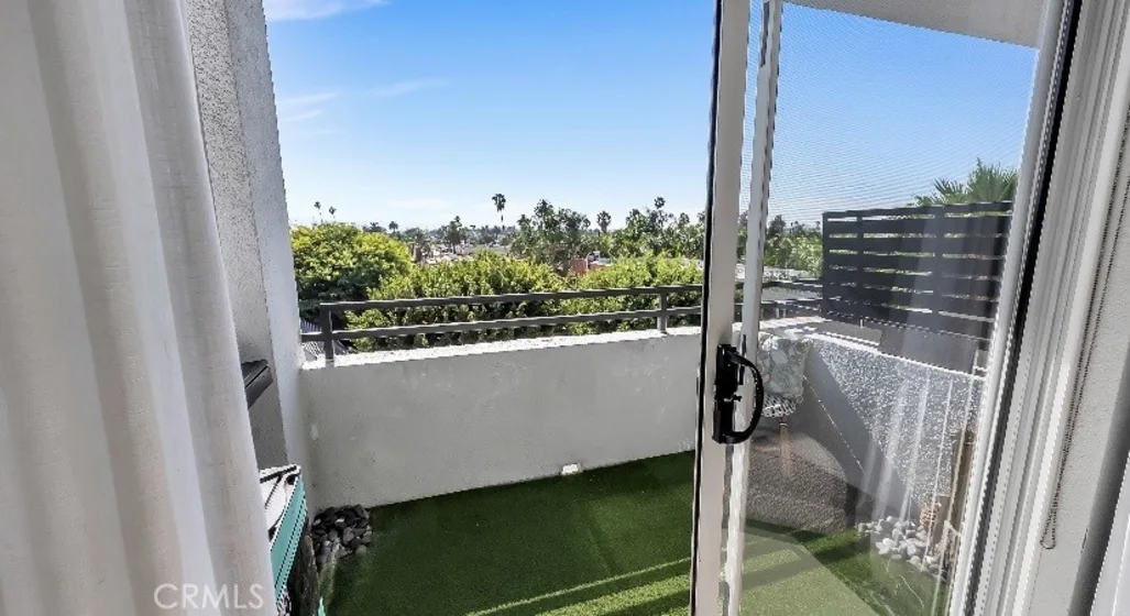 838 Pine Avenue #409 photo 6