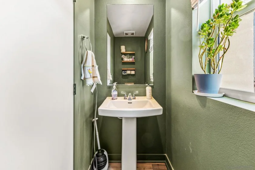 5310 Seacliff Place #11 photo 6