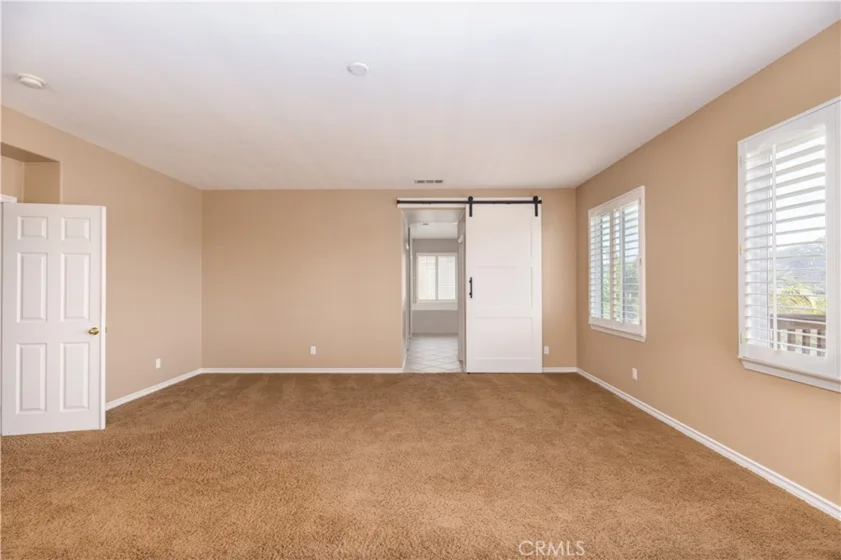 46223 Drymen Avenue photo 33