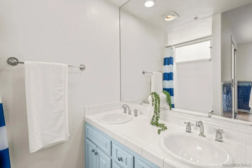 5437 La Jolla Boulevard photo 22