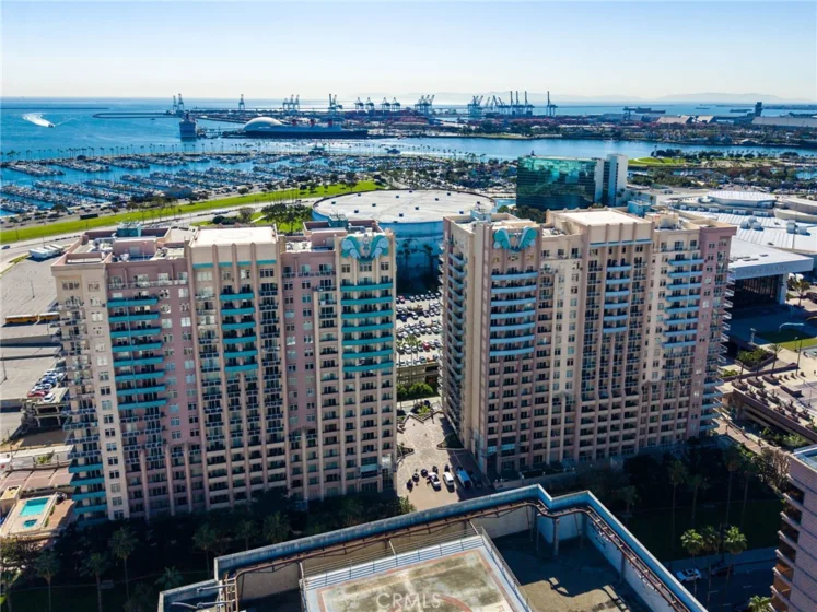 388 E Ocean Boulevard #305 photo 46