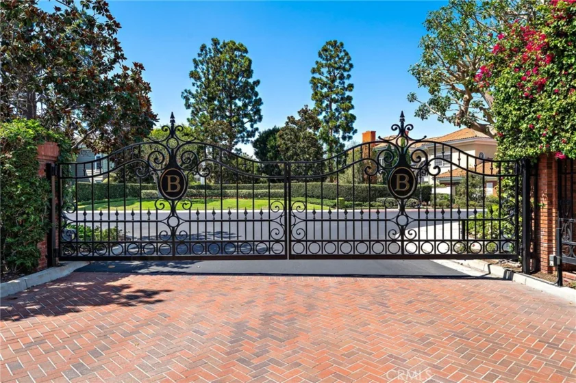 50 Belcourt photo 65