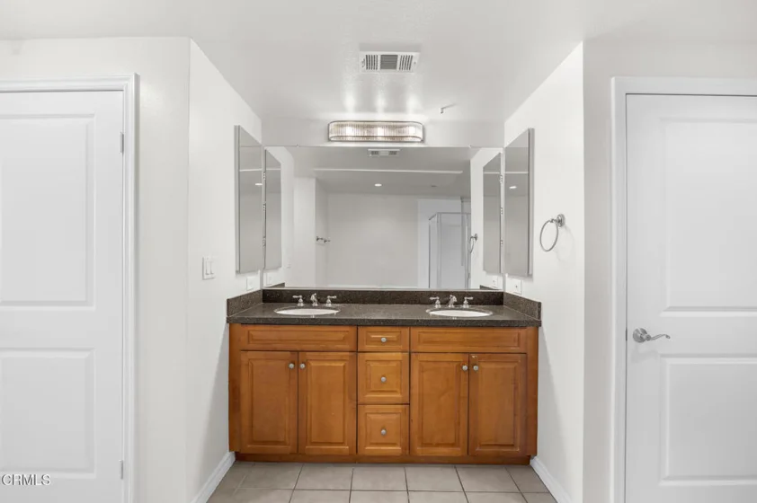 85 E Commonwealth Avenue #3D photo 25