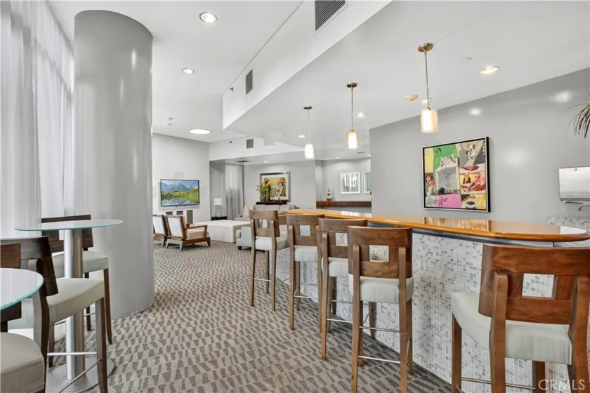 13650 Marina Pointe Drive #609 photo 37
