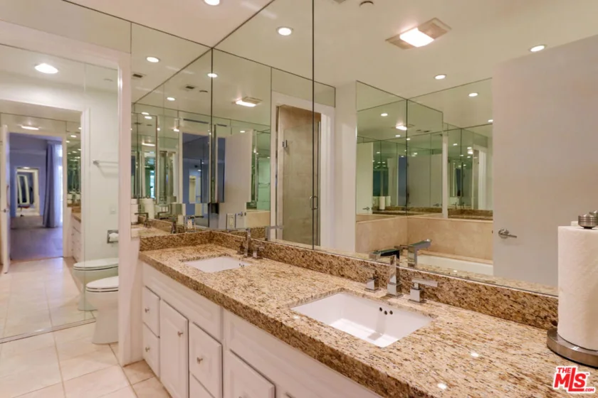 200 N Swall Drive #462 photo 11