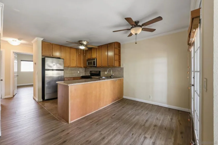 1280 W Main Street #18 photo 31