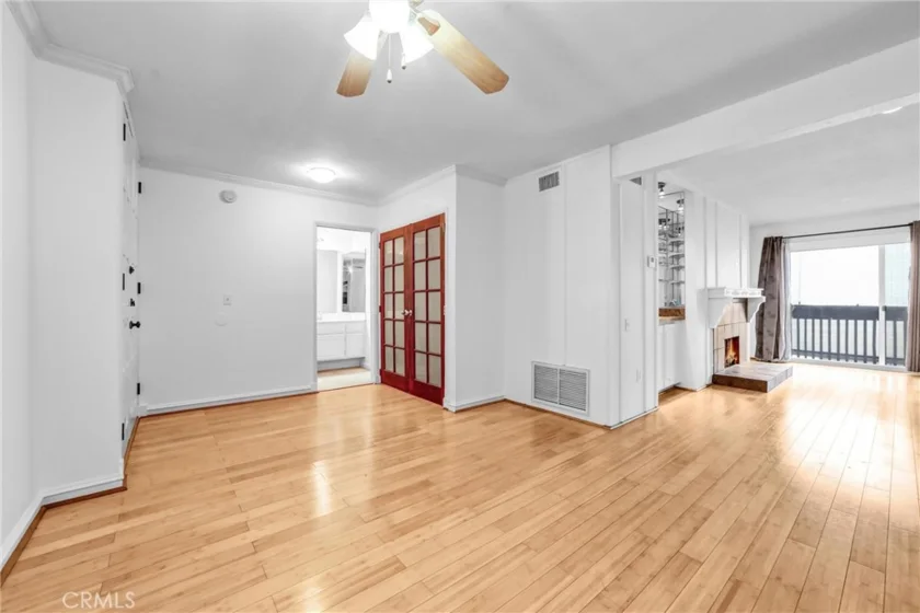 5334 Lindley Avenue #219 photo 6
