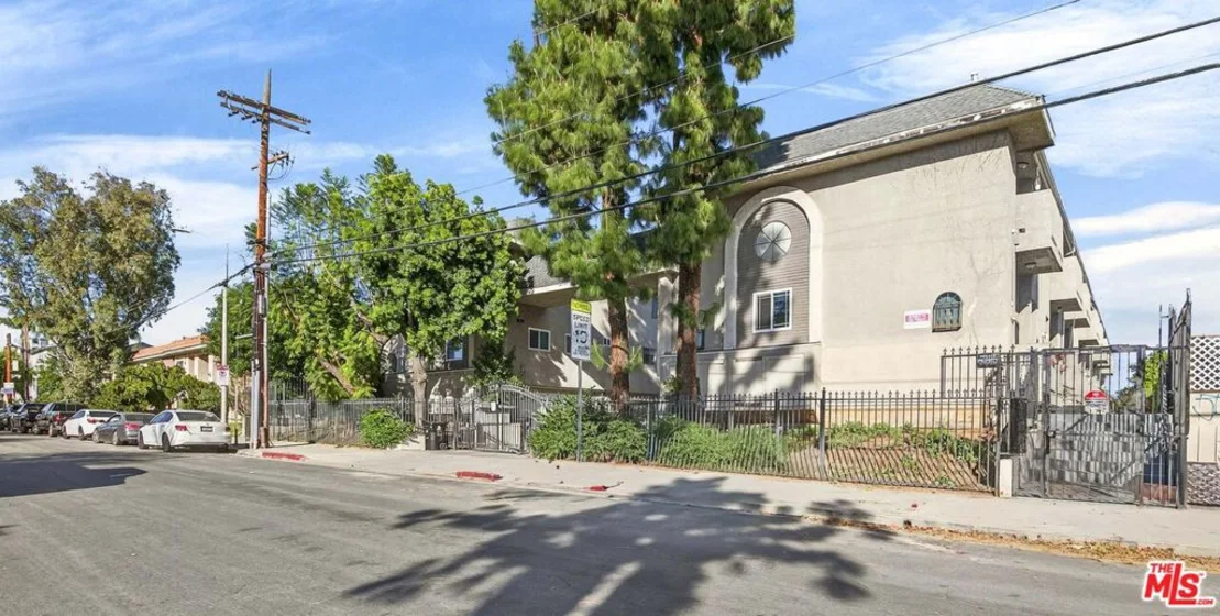 9034 Willis Avenue #14 photo 12