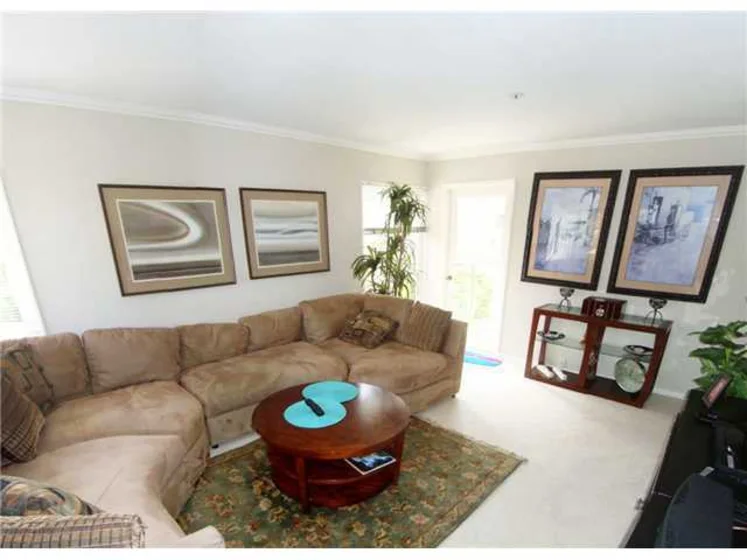 457 Coast Boulevard #403 photo 1