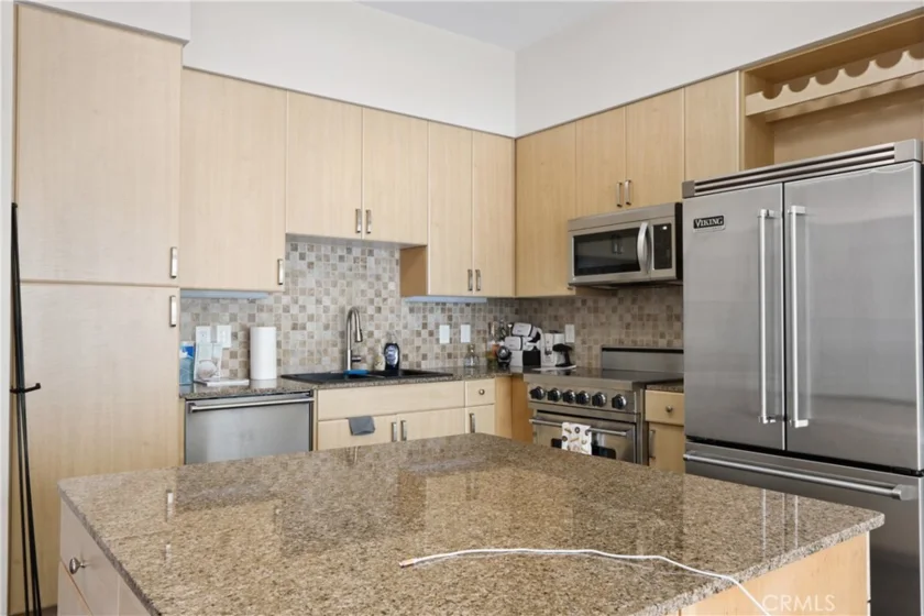 488 E Ocean Boulevard #P4 photo 1