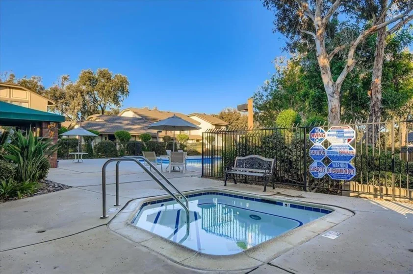 9810 Guisante Terrace photo 31