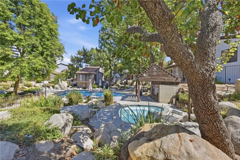 6275 Canoga #68 photo 25