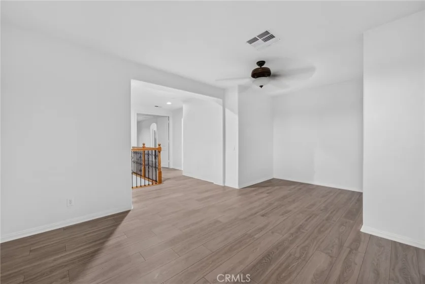 30780 Olympia Rose photo 32