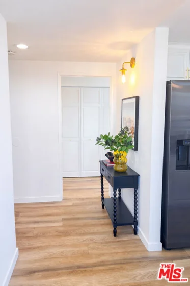 13920 Moorpark Street #308 photo 15
