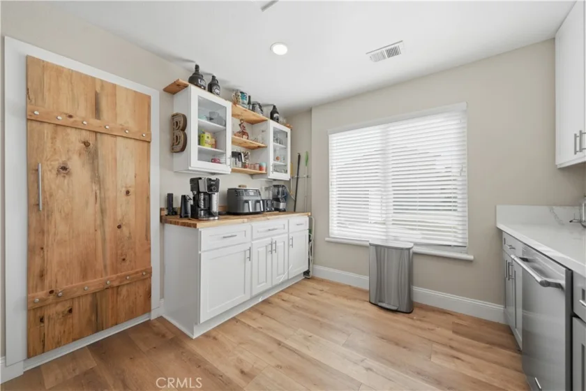 37475 Cole Creek Court photo 4