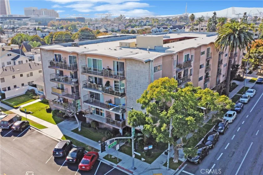 545 Chestnut Avenue #406 photo 1