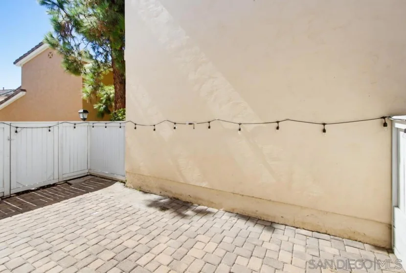1228 La Vida Court photo 39