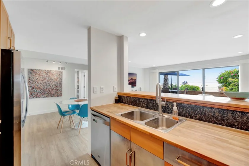 1200 E Ocean #12 photo 28