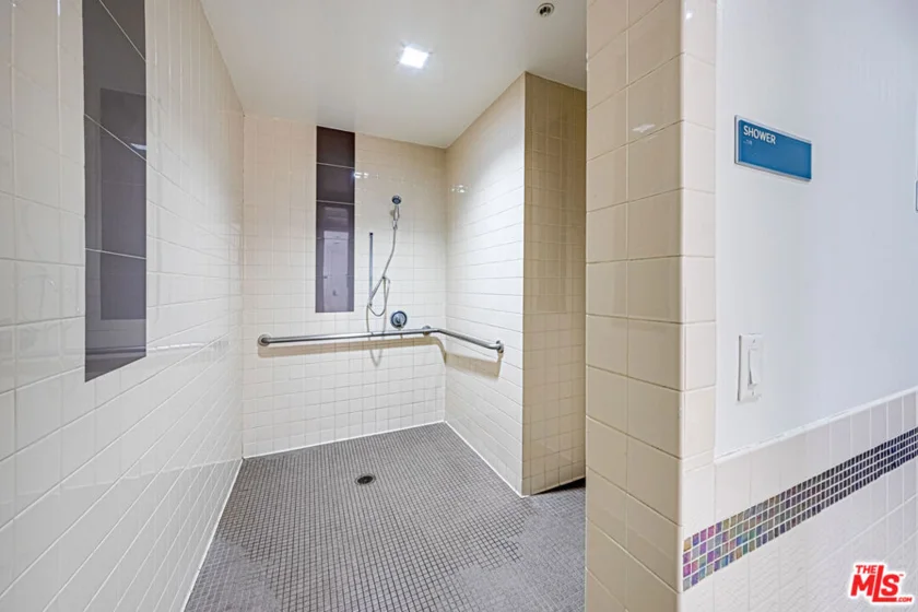 1234 Wilshire Boulevard #405 photo 25