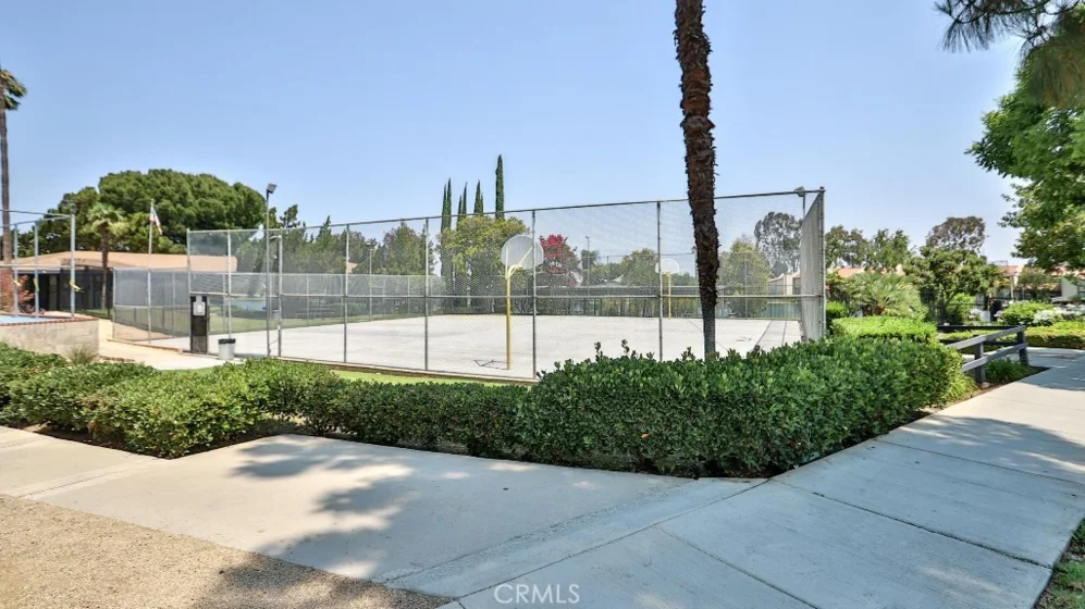 1078 Border photo 15