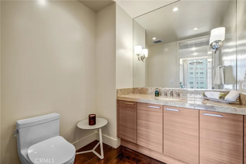 10776 Wilshire Boulevard #901 photo 15