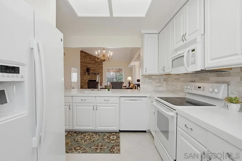 29549 Circle R Greens Drive photo 18