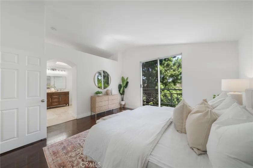 84 Hawaii Drive photo 26