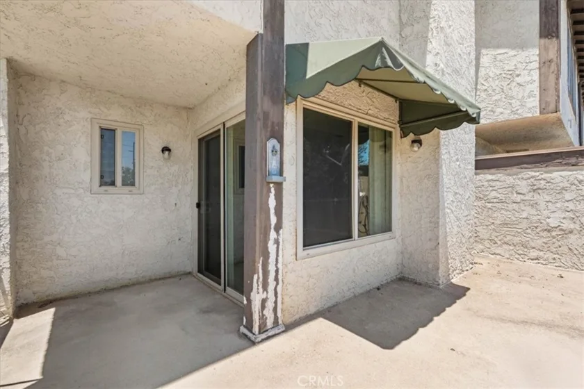 4727 Knickerbocker photo 26