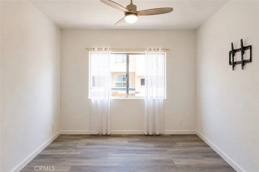 13600 Foothill photo 11