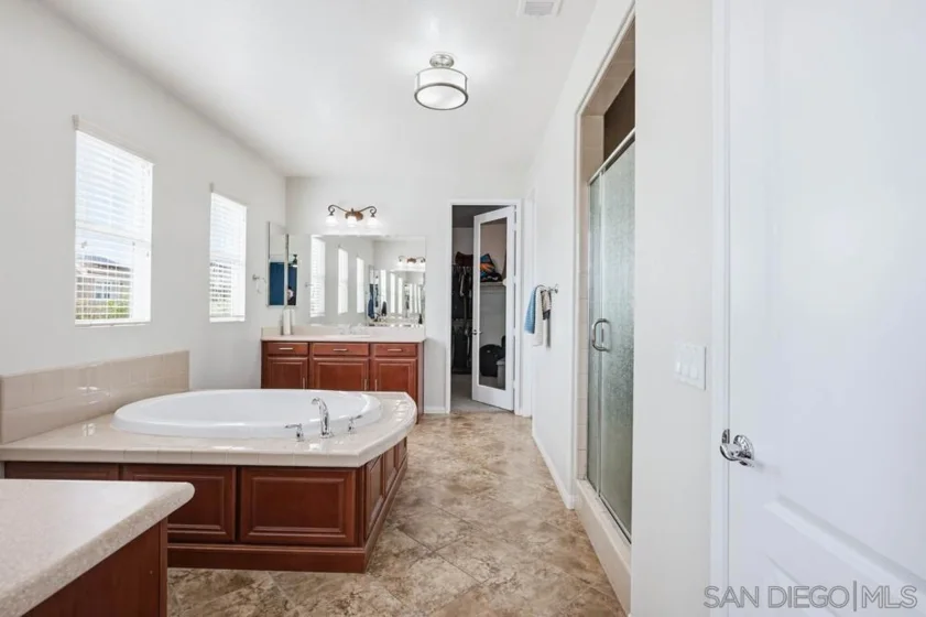 30303 Laruns Street photo 36