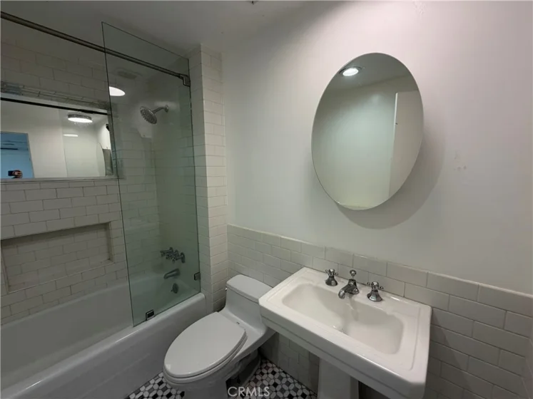 10501 Wilshire #814 photo 6
