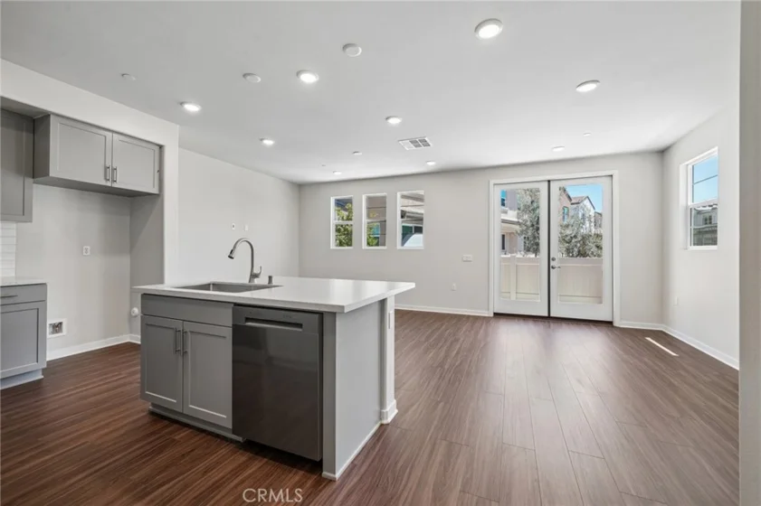 3175 Teralina Circle photo 17