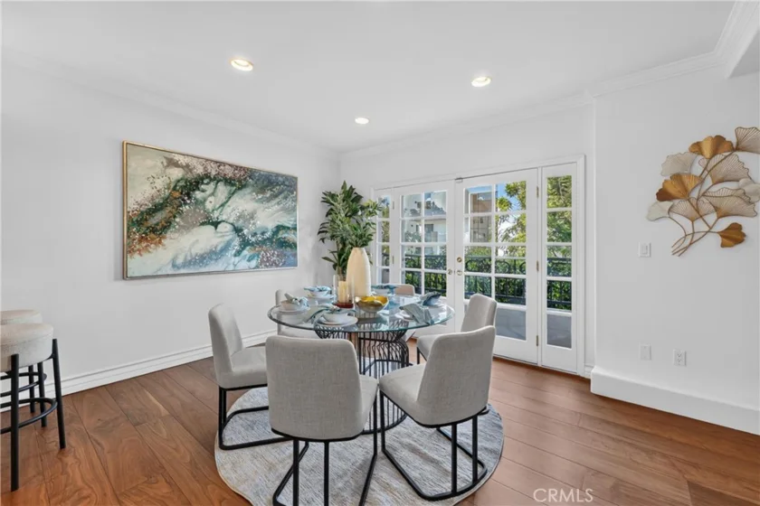 1820 Holmby Avenue #1 photo 6