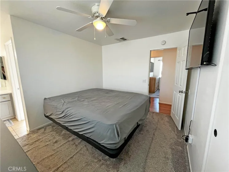 24109 Fir photo 33