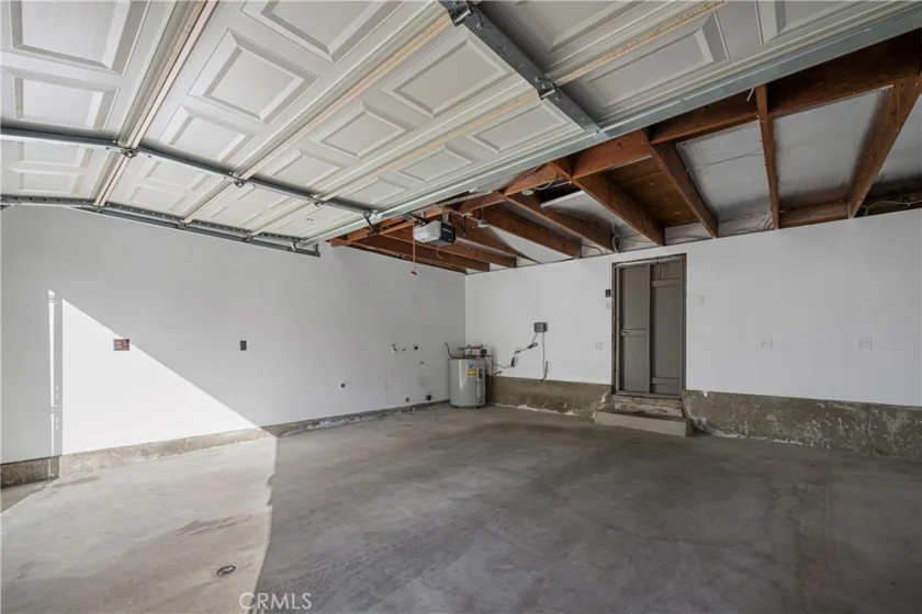 9658 Bloomfield Avenue photo 46