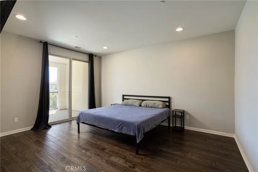 63 Origin photo 15