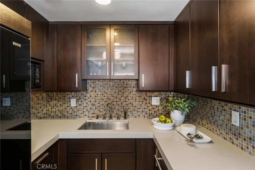 525 E Seaside #403 photo 17