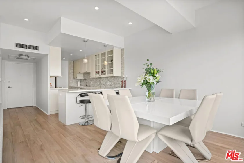 10501 Wilshire Boulevard #1709 photo 13