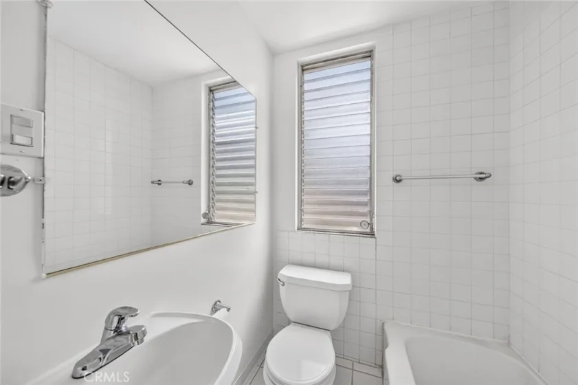 777 E Valley #59 photo 13